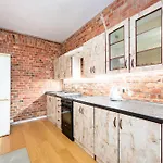 Robotnicza 22 By Homeprime *